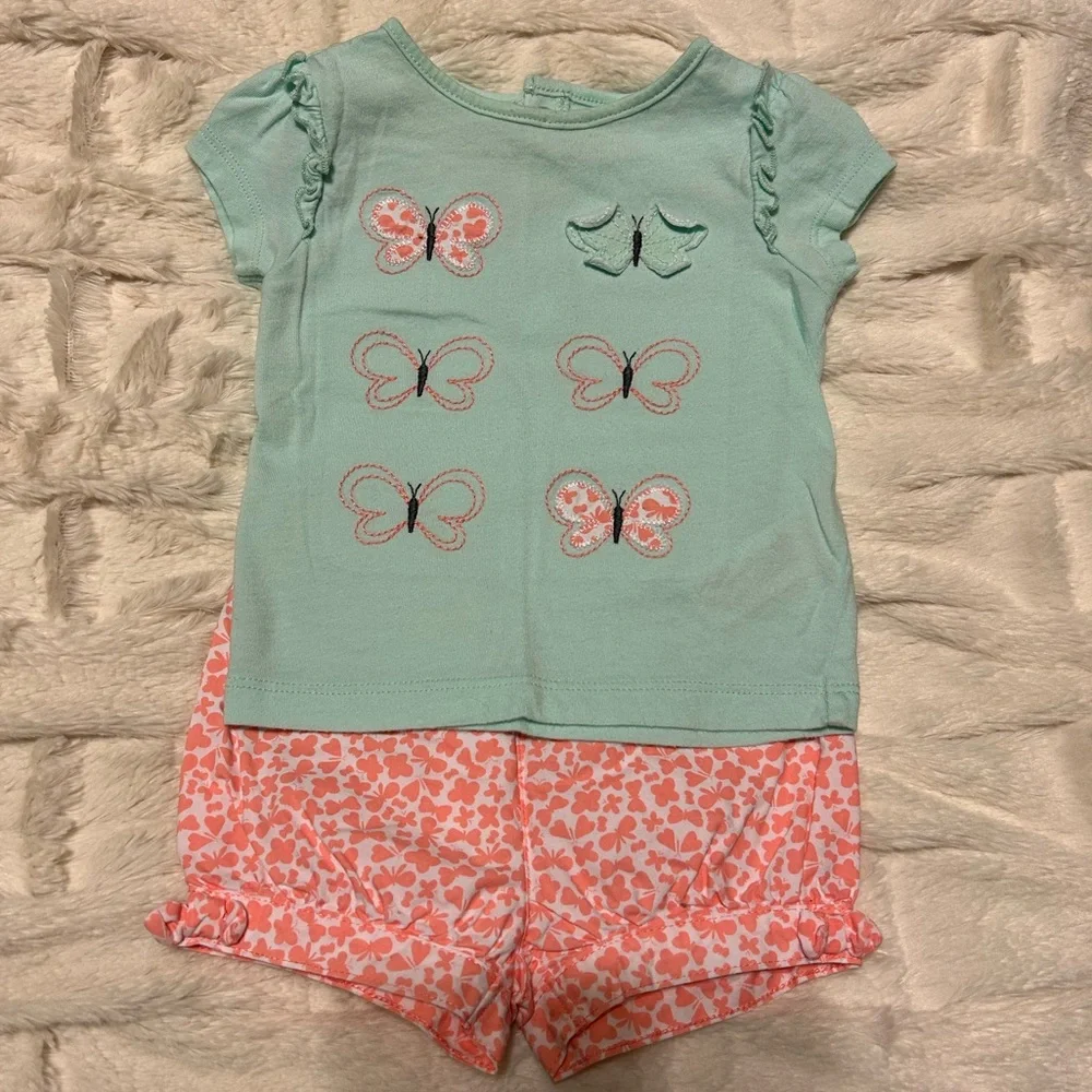 Lot of 4 Two-Piece Outfits for Baby - Size 3-6M